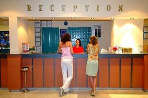 MONART HOTELS 