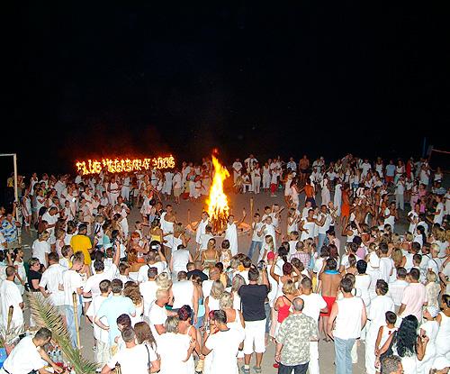 CLUB MEGASARAY