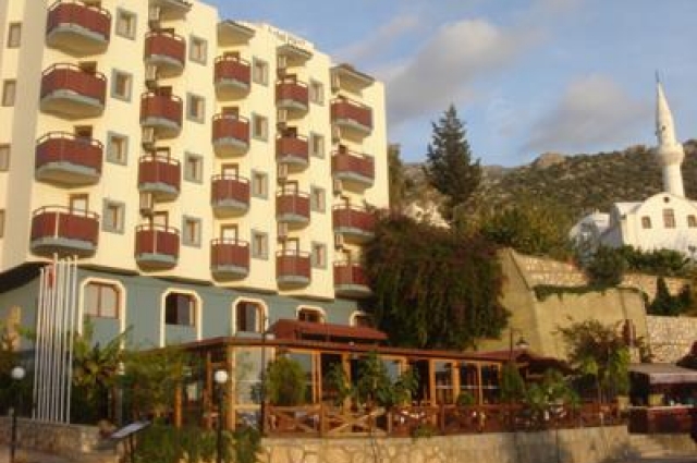 PIRAT HOTEL