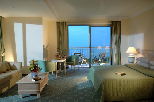 RIXOS SUNGATE 