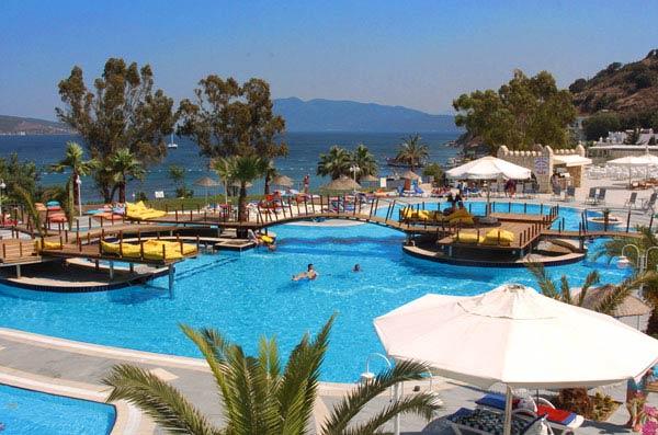 SALMAKiS BEACH RESORT & SPA