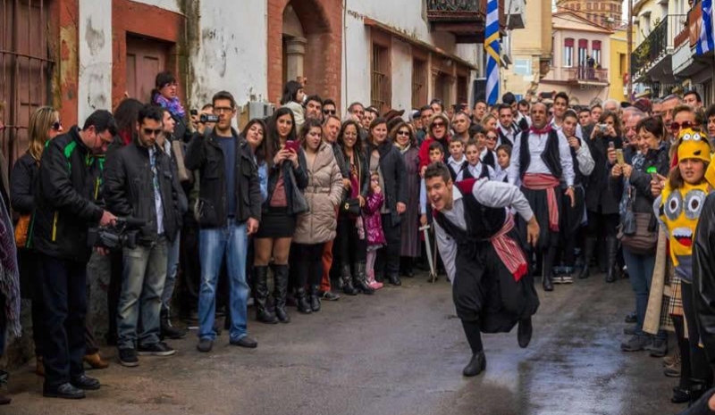 Sakız Adasında Mostra Karnavalı Turu