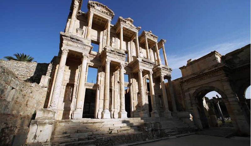 Kuşadası - Efes Antik Kenti - Meryemana - Şirince Turu