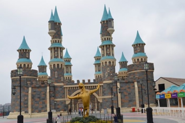 İsfanbul Tema Park ( Vialand ) Eğlence Merkezi Turu