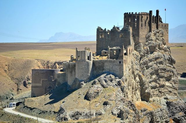 Uçaklı Butik Van Turu