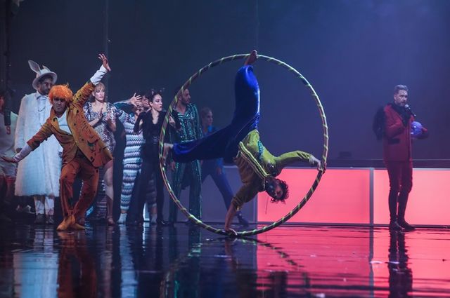 İstanbul Alice Müzikali ve Adalar Turu 