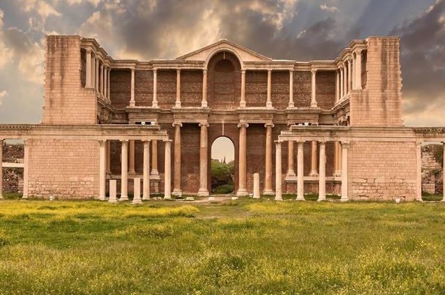 Sardes Antik Kenti -  Birgi - Ödemiş - Nazarköy Turu