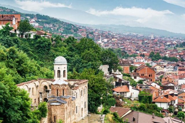 İzmir Çıkışlı Kosovalı Baştanbaşa Balkanlar Ajet ile Çevre Gezileri, Extra Turlar ve Akşam Yemekleri Dahil