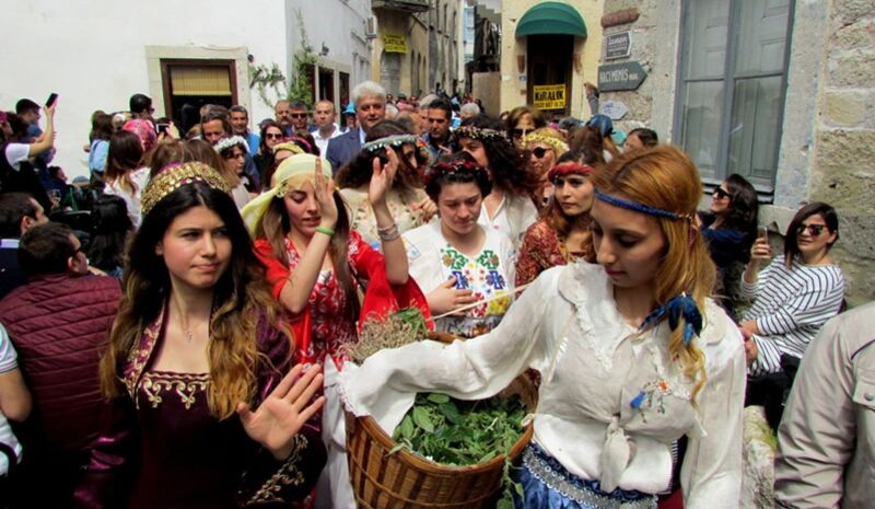 Alaçatı Ot Festivali Turu (hafta sonu) 