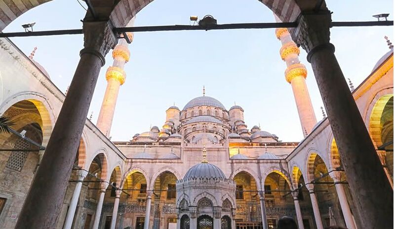 Miraç Kandiline Özel İstanbul Camiler Gezisi