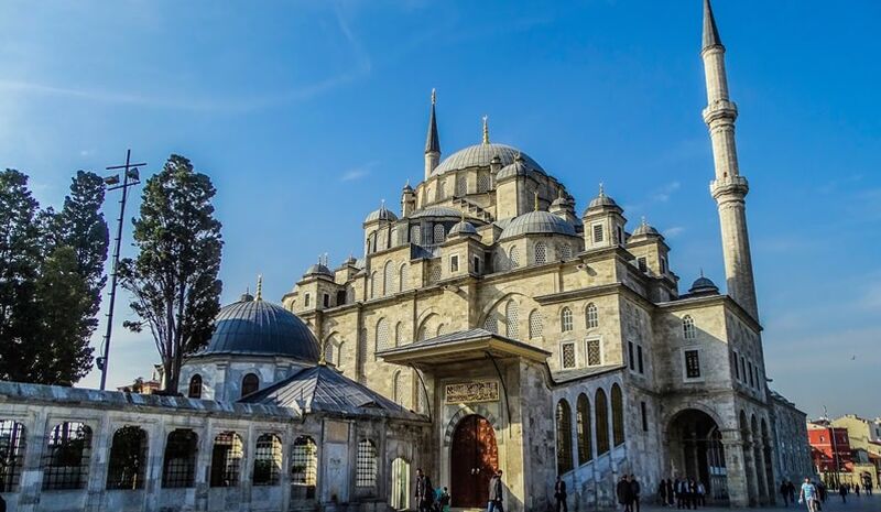 Miraç Kandiline Özel İstanbul Camiler Gezisi