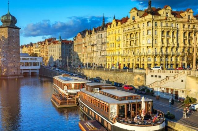 Büyük Orta Avrupa & Hallstatt & Salzburg gnc Turu ( Berlin → Viyana )