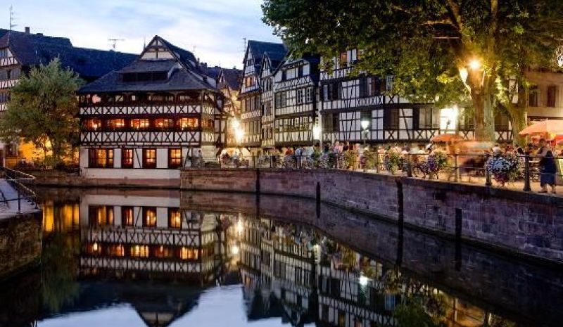 İzmir'den Direkt Hareket Görkemli Rüya Üçgeni Almanya - Fransa - İsviçre 3 Gece - SunExpress ile İlkbahar Dönemi 