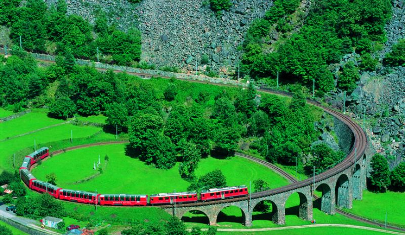 Bernina Express ile Alplerin Kalbi & Masal Köyleri Turu Ajet Hy. İle Extra Turlar Ve Çevre Gezileri Dahil (BSL-GVA)