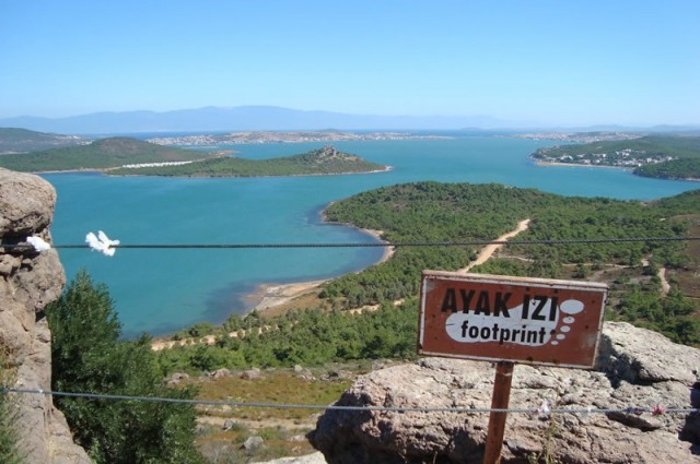 Her Perşembe Ayvalık Cunda adası - Sarımsaklı plajı - Şeytan sofrası Turu